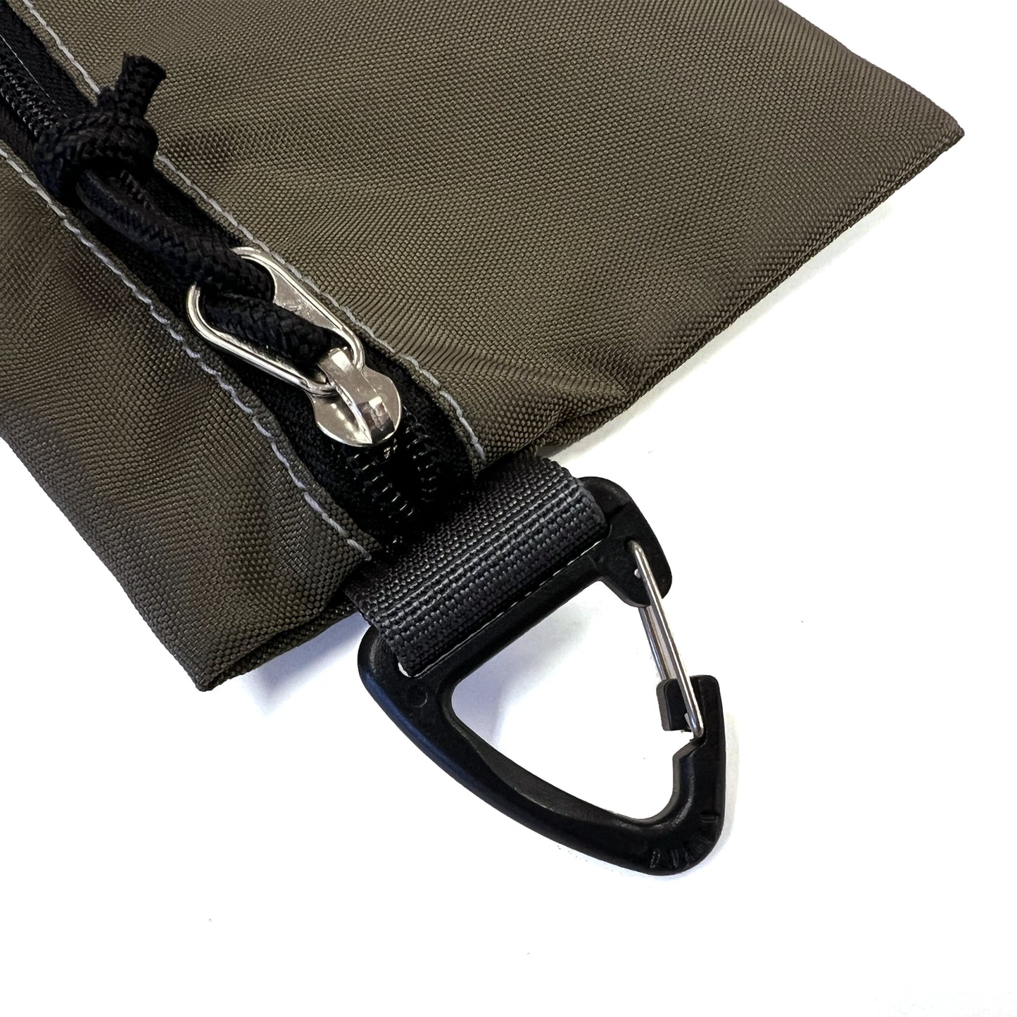 Drifter | 別注カラー CARABINER POUCH