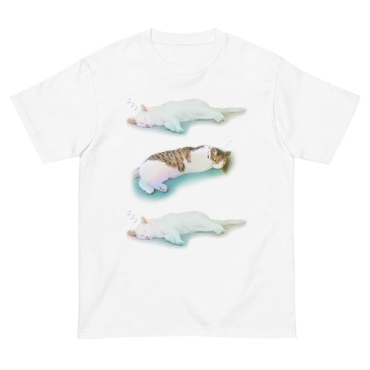猫、寝転ぶ  Tシャツ